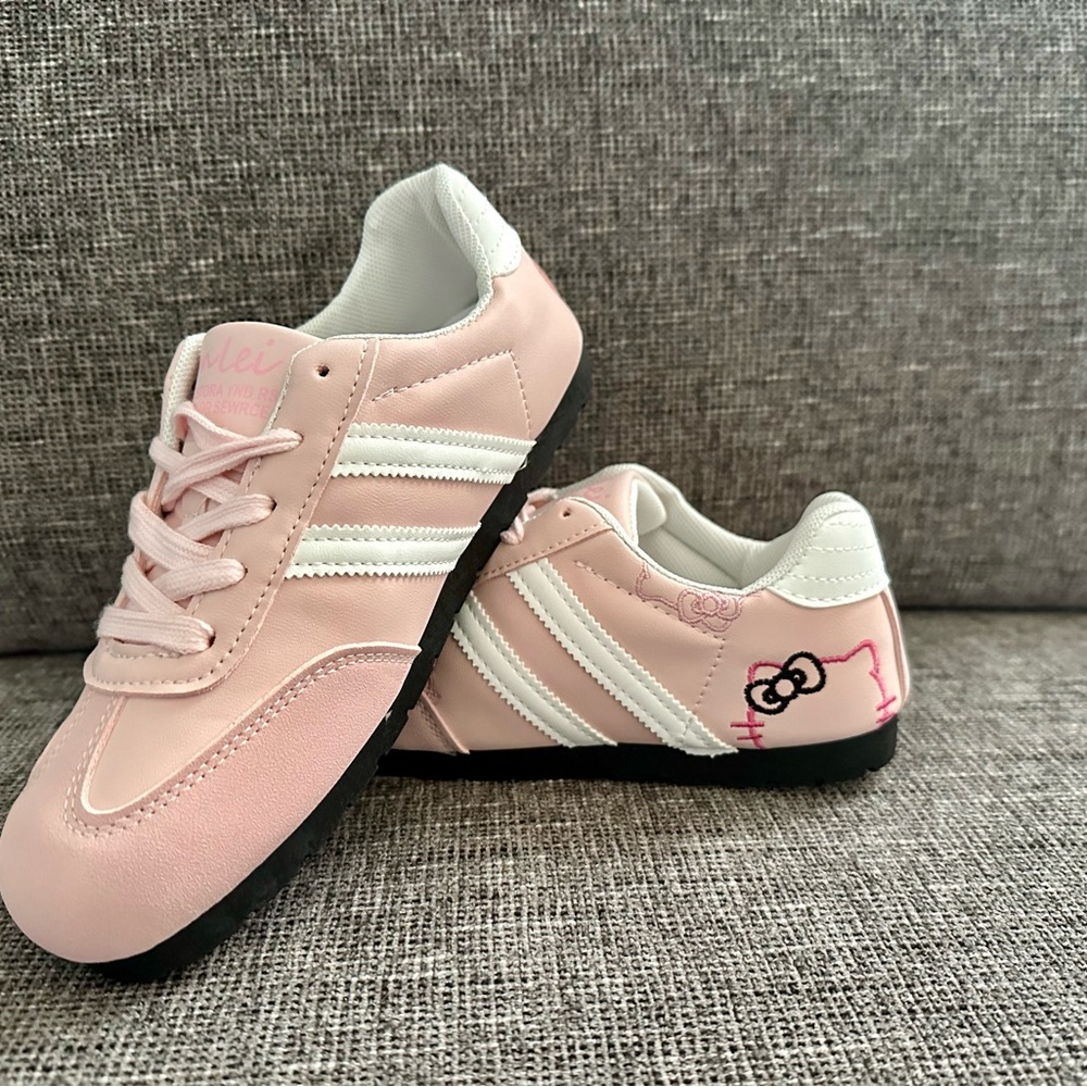 Pink & White Hello Kitty Fashion Retro Sneakers Shoes
